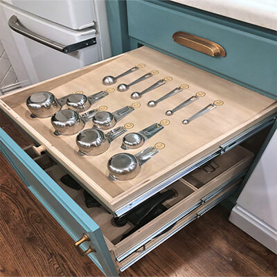 kitchen-cabinet-drawer-tracks